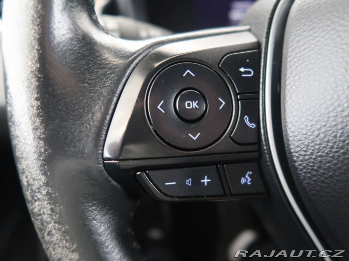 Toyota Corolla 1.8Hybrid,CZ,1Maj,Comfort 2022