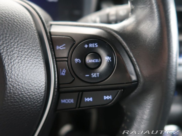 Toyota Corolla 1.8Hybrid,CZ,1Maj,Comfort 2022