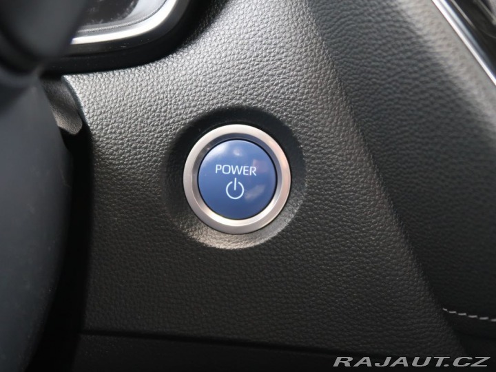 Toyota Corolla 1.8Hybrid,CZ,1Maj,Comfort 2022