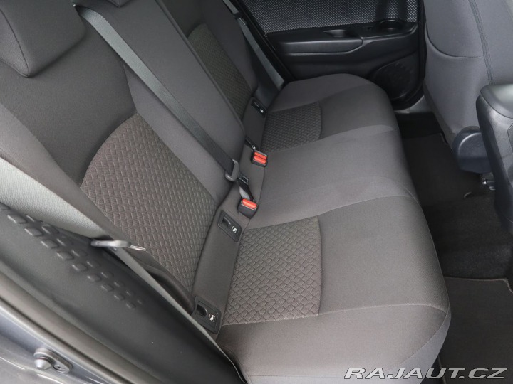 Toyota C-HR 2.0Hybrid,CZ,1Maj,Style 2025