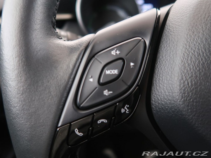 Toyota C-HR 2.0Hybrid,CZ,1Maj,Style 2025