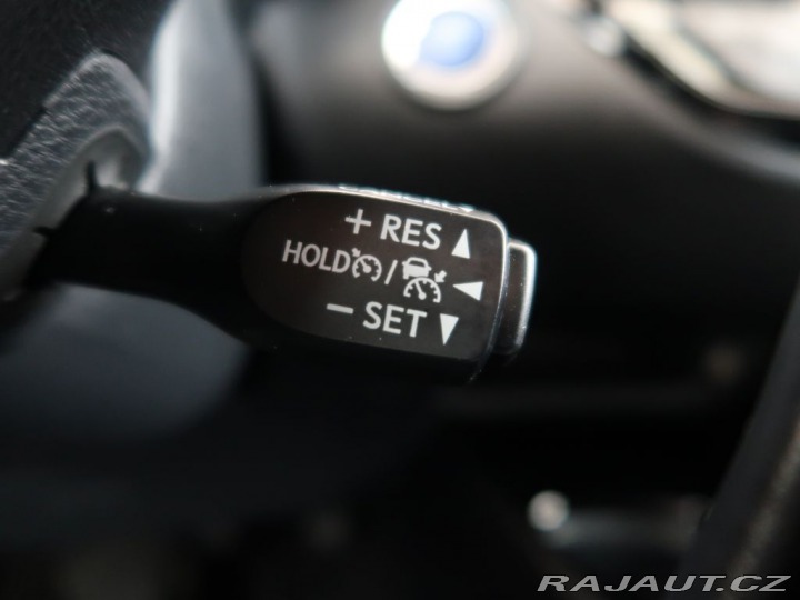 Toyota C-HR 2.0Hybrid,CZ,1Maj,Style 2025