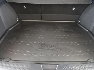 Toyota C-HR 2.0Hybrid,CZ,1Maj,Style 2025