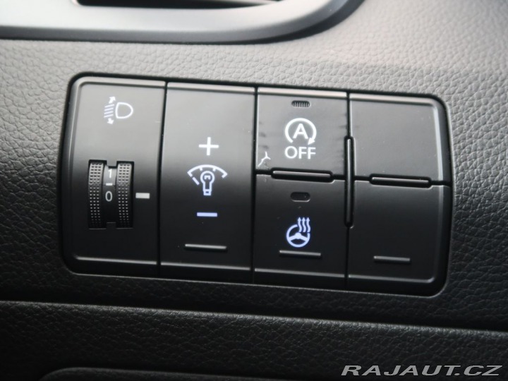 Hyundai i30 1.6GDI,99kW,Manál,CZ 2016