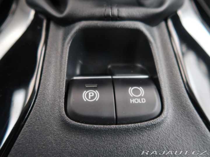 Toyota Corolla 1.5VVT-i,CZ,1Maj,Comfort 2022