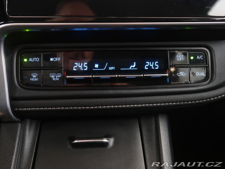 Toyota Corolla 1.6VVT-i,97kW,CZ,1Maj,Act 2017