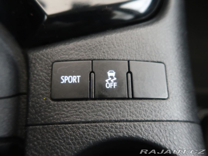 Toyota Corolla 1.6VVT-i,97kW,CZ,1Maj,Act 2017