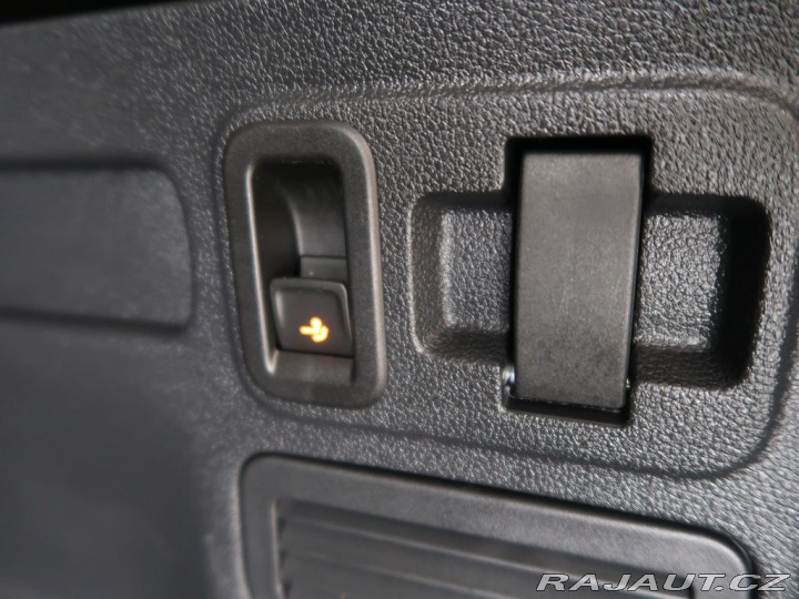 Volkswagen Touran 2.0TDi,110kW,Manuál,Comfo 2020