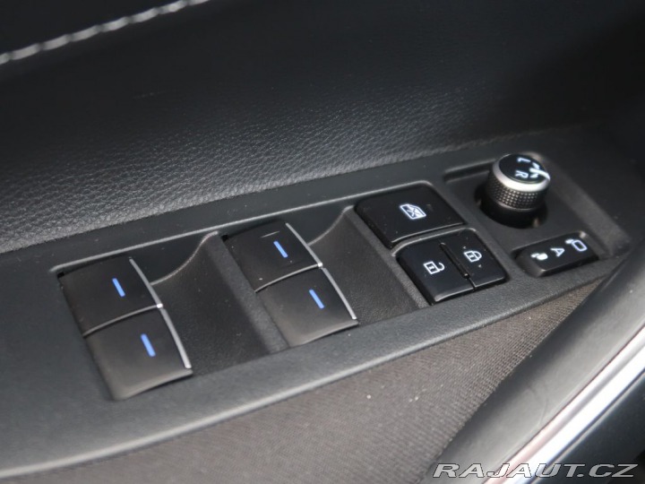 Toyota Corolla 1.8Hybrid,CZ,1Maj,Comfort 2022