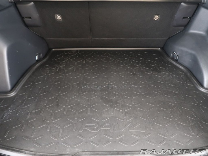 Toyota RAV4 2.0VVT-i,CZ,AT,Executive 2022