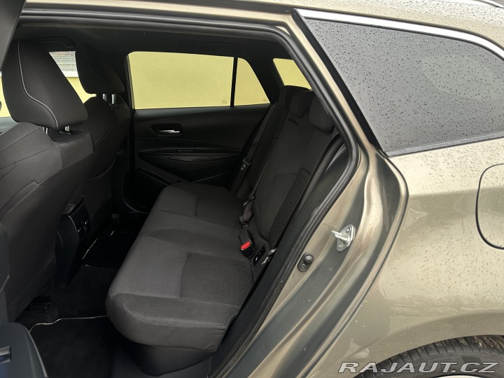 Toyota Corolla 2.0 Hybrid/1MAJ/Serv.Knih 2020