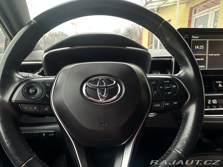 Toyota Corolla 2.0 Hybrid/1MAJ/Serv.Knih 2020