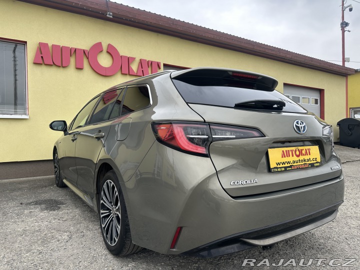 Toyota Corolla 2.0 Hybrid/1MAJ/Serv.Knih 2020