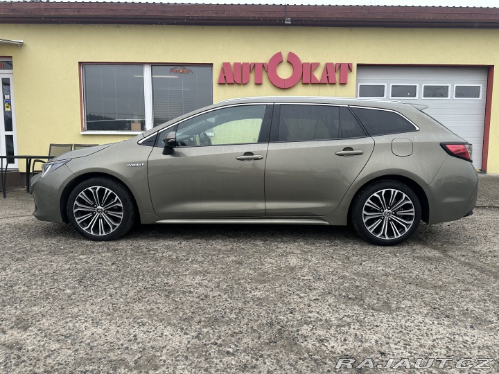 Toyota Corolla 2.0 Hybrid/1MAJ/Serv.Knih 2020