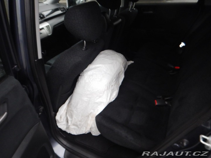 Honda FR-V 1.7i, KLIMA, 6 MÍST 2005