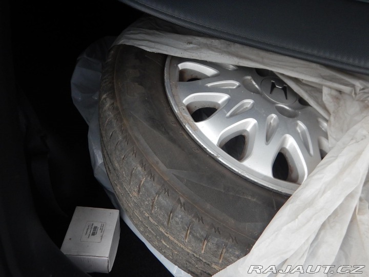 Honda FR-V 1.7i, KLIMA, 6 MÍST 2005