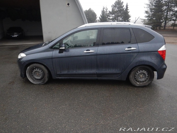 Honda FR-V 1.7i, KLIMA, 6 MÍST 2005