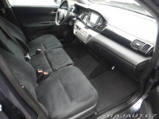 Honda FR-V 1.7i, KLIMA, 6 MÍST 2005