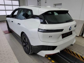 BMW iX xDrive40, xDrive40 Sport 2023