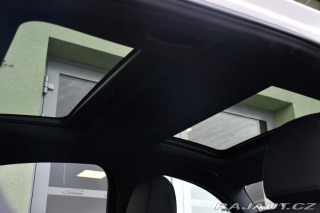 Alfa Romeo Giulia 2.0T VELOCE PANO AT8-Q4 2 2024