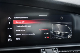 Alfa Romeo Giulia 2.0T VELOCE PANO AT8-Q4 2 2024