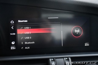 Alfa Romeo Giulia 2.0T VELOCE PANO AT8-Q4 2 2024