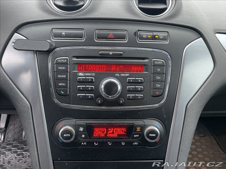 Ford Mondeo 2,0 TDCi 103kw LED Vyhř. 2012