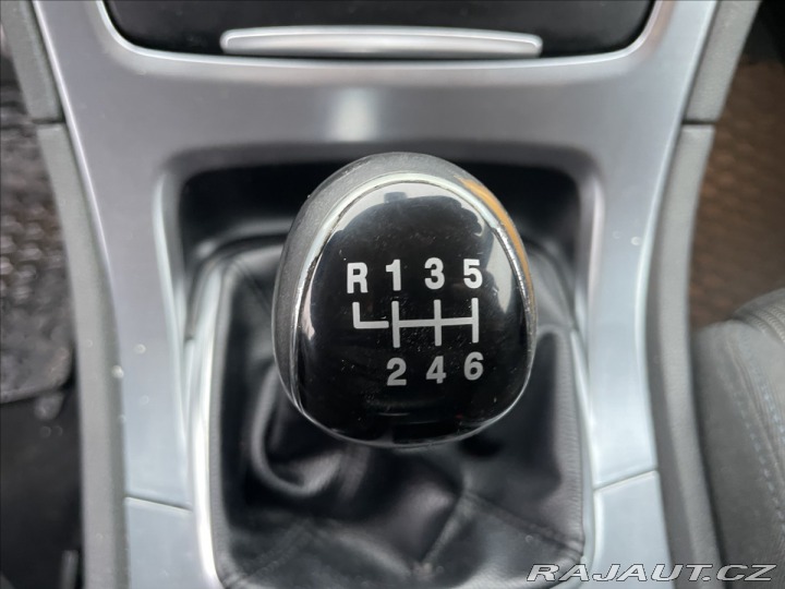 Ford Mondeo 2,0 TDCi 103kw LED Vyhř. 2012