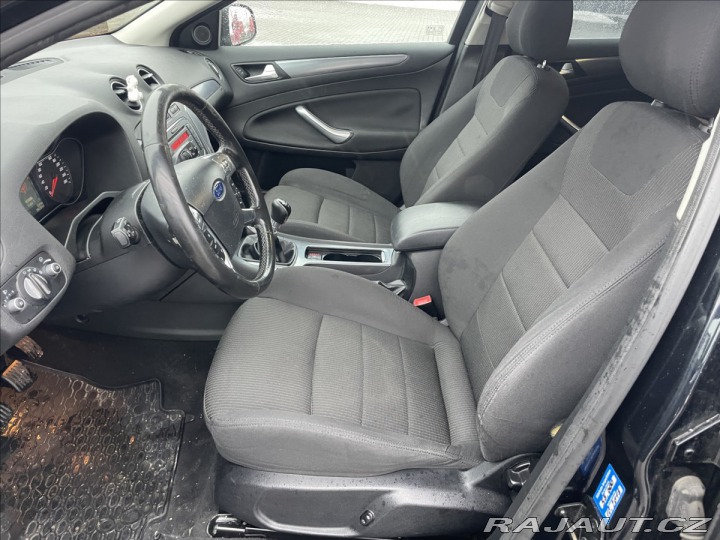 Ford Mondeo 2,0 TDCi 103kw LED Vyhř. 2012