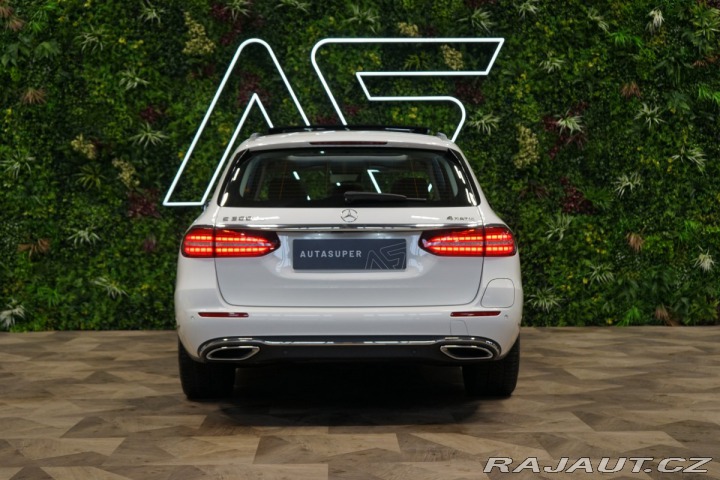 Mercedes-Benz E 300de*4M*EXCLUSIVE*PANO*B 2023