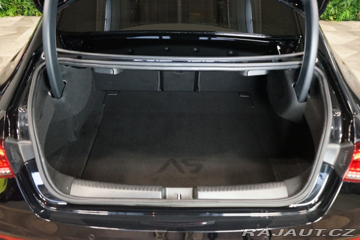 Mercedes-Benz CLA 180*AMG*KAMERA*LED*CZ 2020