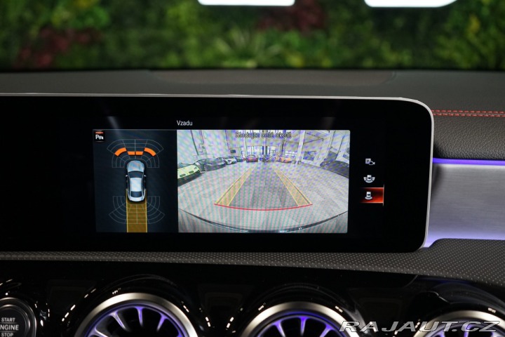Mercedes-Benz CLA 180*AMG*KAMERA*LED*CZ 2020