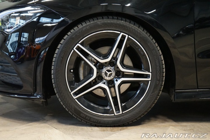 Mercedes-Benz CLA 180*AMG*KAMERA*LED*CZ 2020