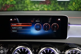 Mercedes-Benz CLA 180*AMG*KAMERA*LED*CZ 2020