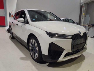 BMW iX xDrive40, xDrive40 Sport