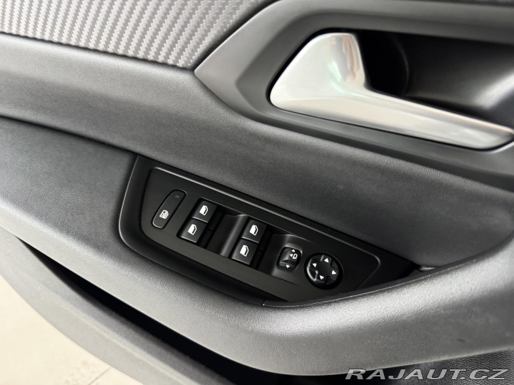 Peugeot 508 Hybrid 225*AT8*REZERVACE! 2022