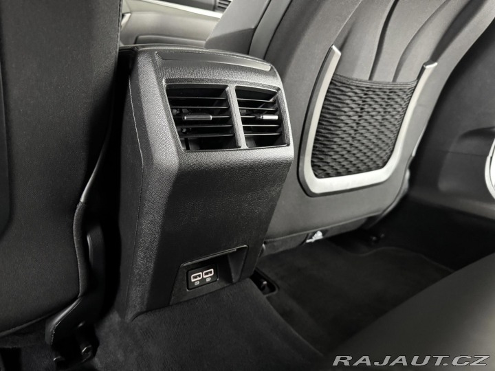 Peugeot 508 Hybrid 225*AT8*REZERVACE! 2022