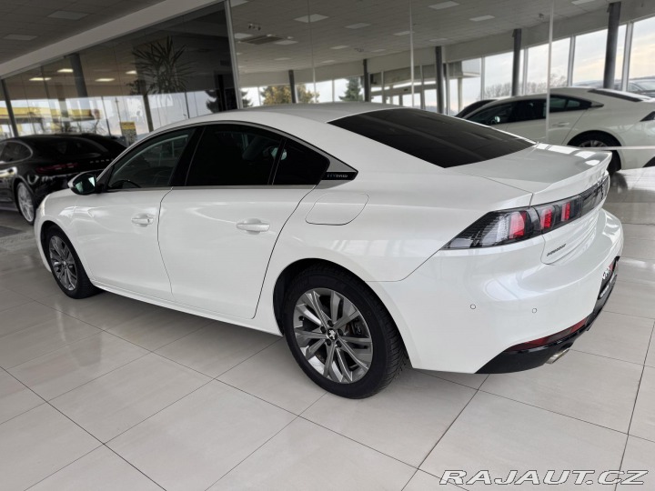 Peugeot 508 Hybrid 225*AT8*REZERVACE! 2022
