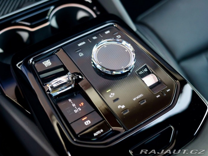 BMW 5 Touring  550e  xDrive M S 2025