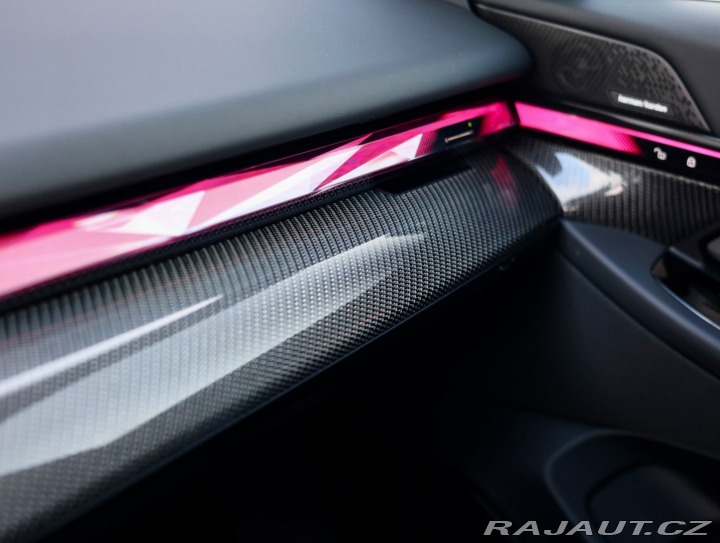 BMW 5 Touring  550e  xDrive M S 2025