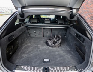 BMW 5 Touring  550e  xDrive M S 2025