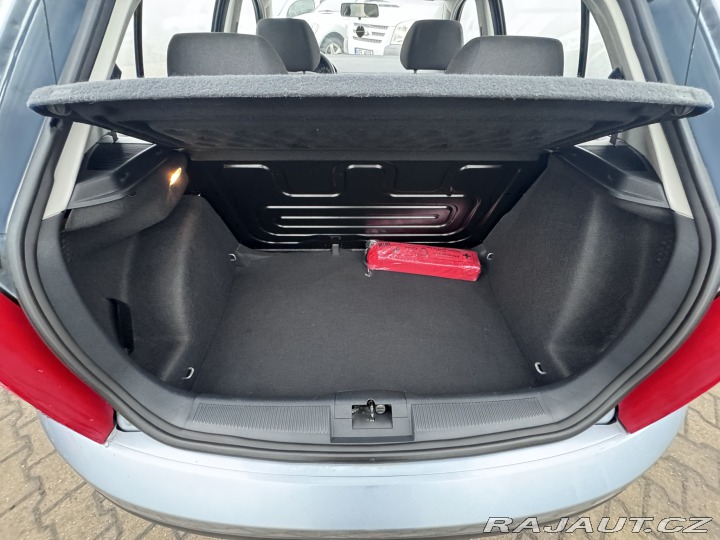 Škoda Fabia 1,4 MPI 44 KW 1.MAJ. KM 2002