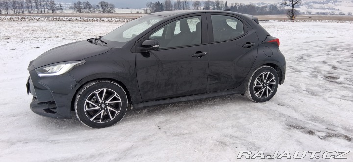 Toyota Yaris 1.5HYBRID 2023