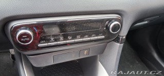 Toyota Yaris 1.5HYBRID 2023