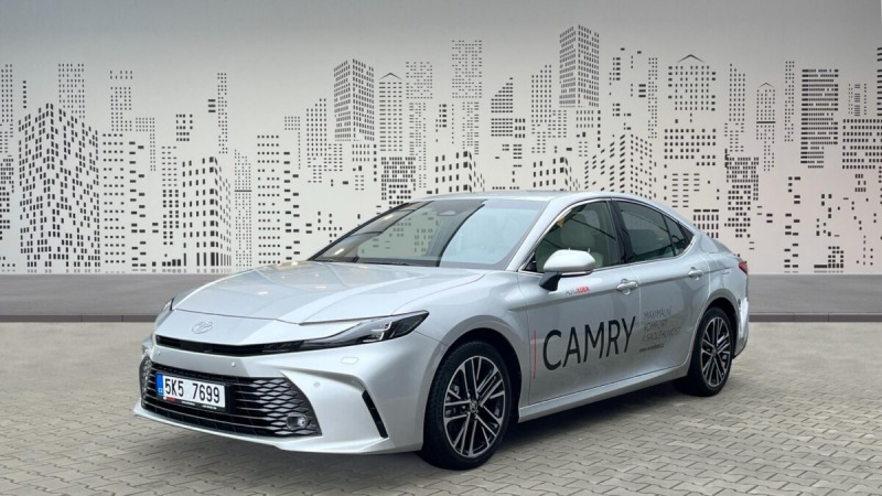 Toyota Camry 2,5 Hybrid CVT Prestige