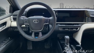 Toyota Camry 2,5 Hybrid CVT Prestige 2025