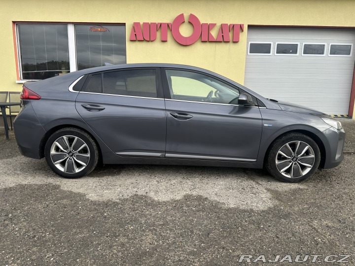 Hyundai Ioniq 1.6 Hybrid/Exclusive/1MAJ 2018