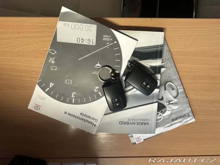 Toyota Yaris 1.5 Hybrid 74kW/1MAJ/77ti 2019