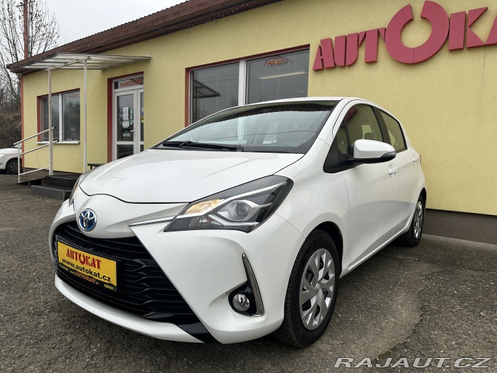 Toyota Yaris 1.5 Hybrid 74kW/1MAJ/77ti 2019