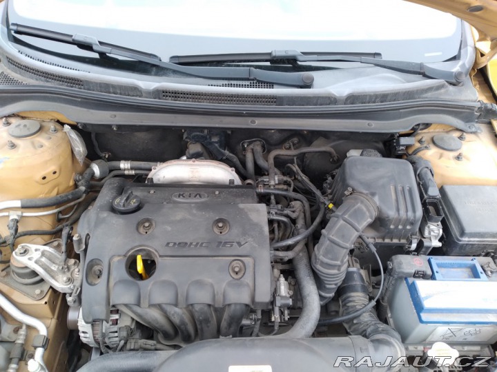 Kia Ceed 1.4 16V KLIMA,ČR 2007